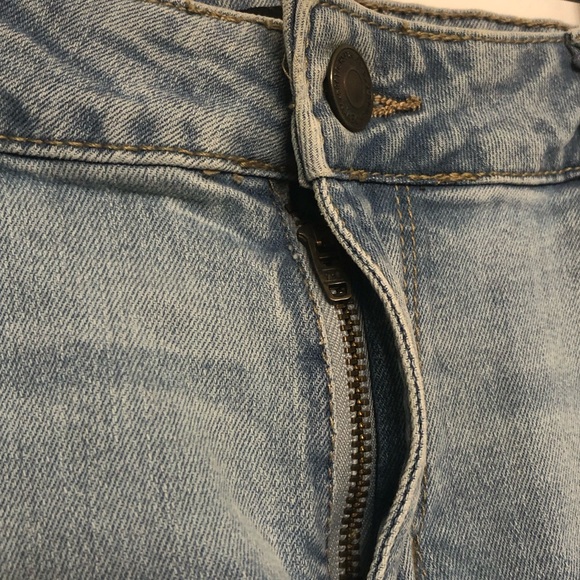 Demin jean shorts for women, Bluenotes, size 26 - Picture 4 of 11